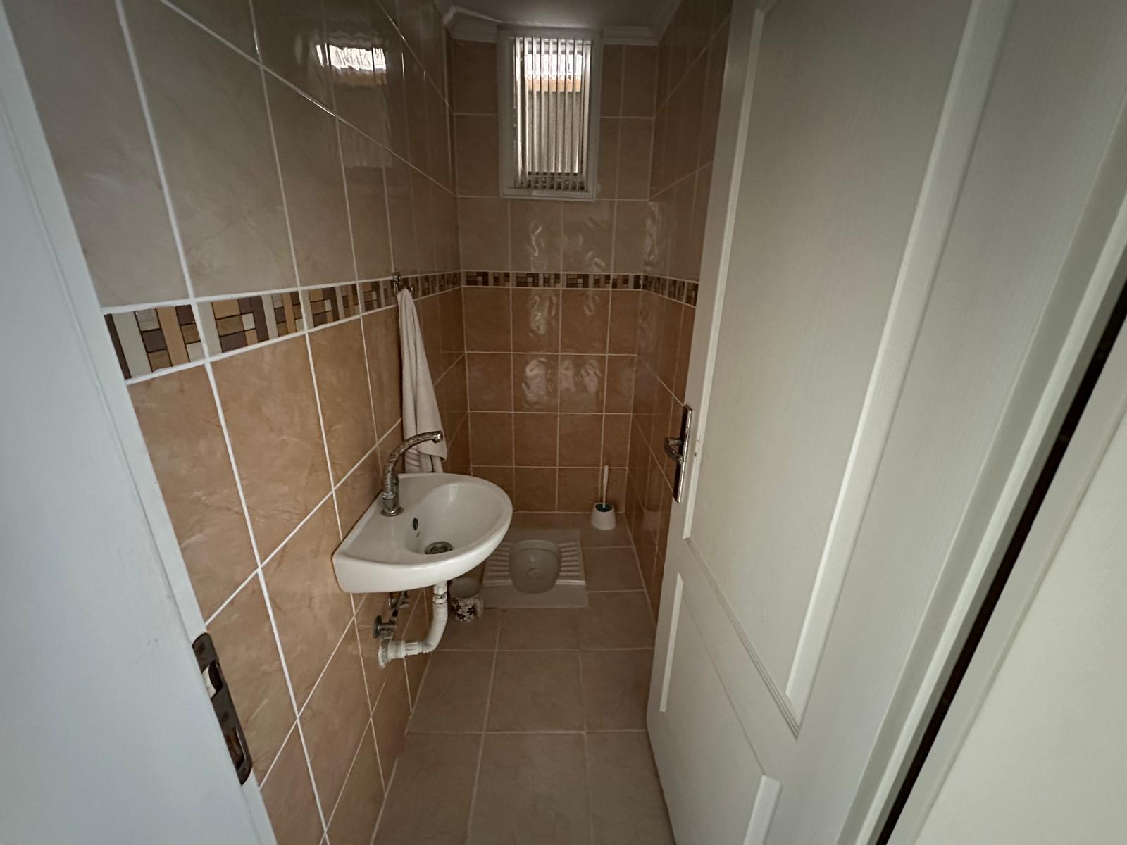 MABEL GAYRİMENKUL/VAKFIKEBİR YALIKÖY'DE SATILIK 2+1 ARAKAT DAİRE